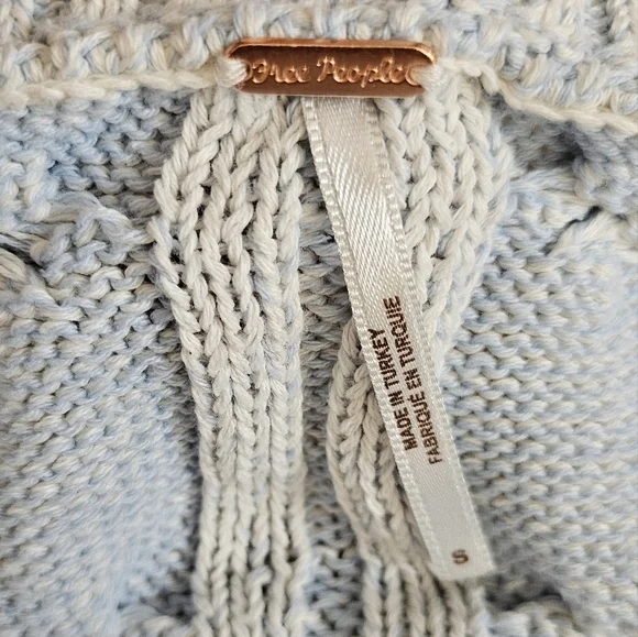 Free People Washed Cable V Neck Sweater Vintage Sky Blue Sz Small - Picture 7 of 8